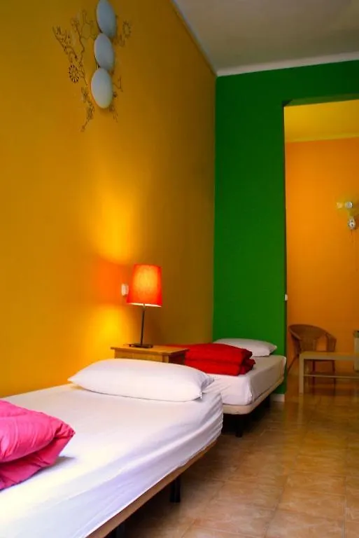 Hostal Downtown Barcelona 0*,